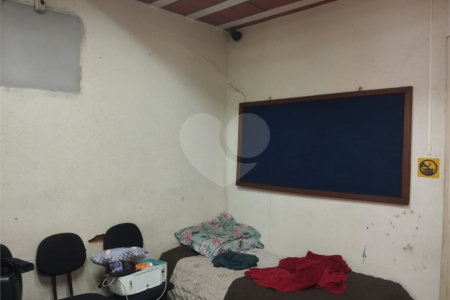 Casa Térrea à venda com 3 quartos, sendo 1 suíte, em Vila Xavier (vila Xavier), Araraquara, SP