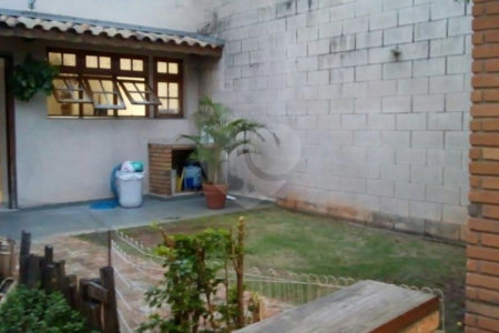 Sobrado à venda com 5 quartos, sendo 1 suíte, em Lapa de Baixo, São Paulo, SP