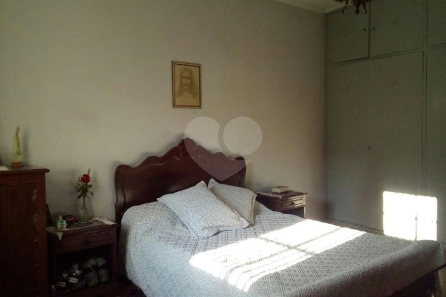 Sobrado à venda com 4 quartos em Vila Guilherme, São Paulo, SP