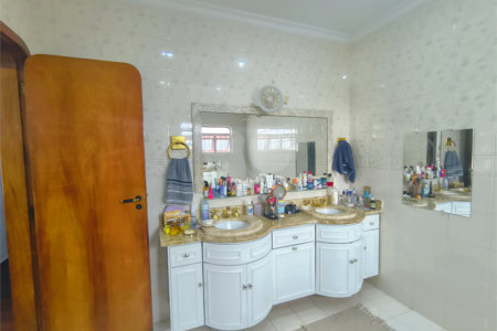 Casa à venda com 5 quartos, sendo 4 suítes, em Jardim Dom Bosco, Indaiatuba, SP