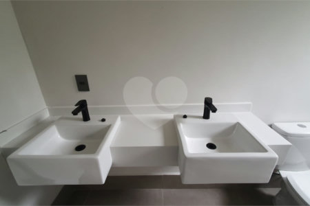 Casa à venda com 4 suítes no condomínio Residencial San Vitale, Bragança Paulista - SP