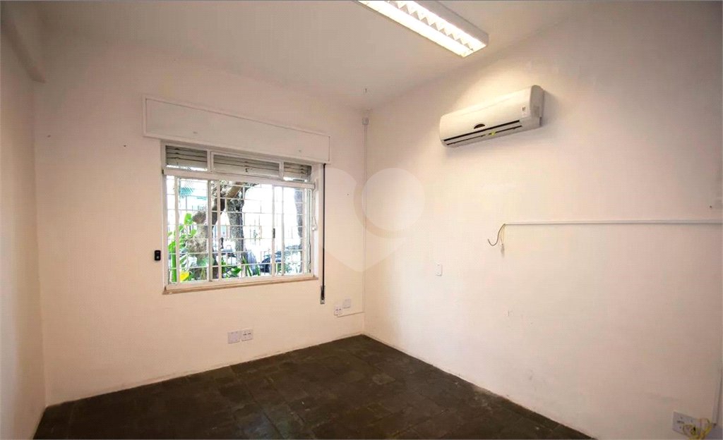 Apartamento à venda com 3 quartos, sendo 1 suíte, em Pinheiros, São Paulo, SP