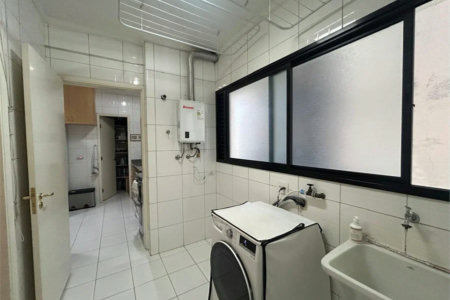 Apartamento à venda com 4 quartos, sendo 2 suítes,  em Pinheiros, São Paulo, SP