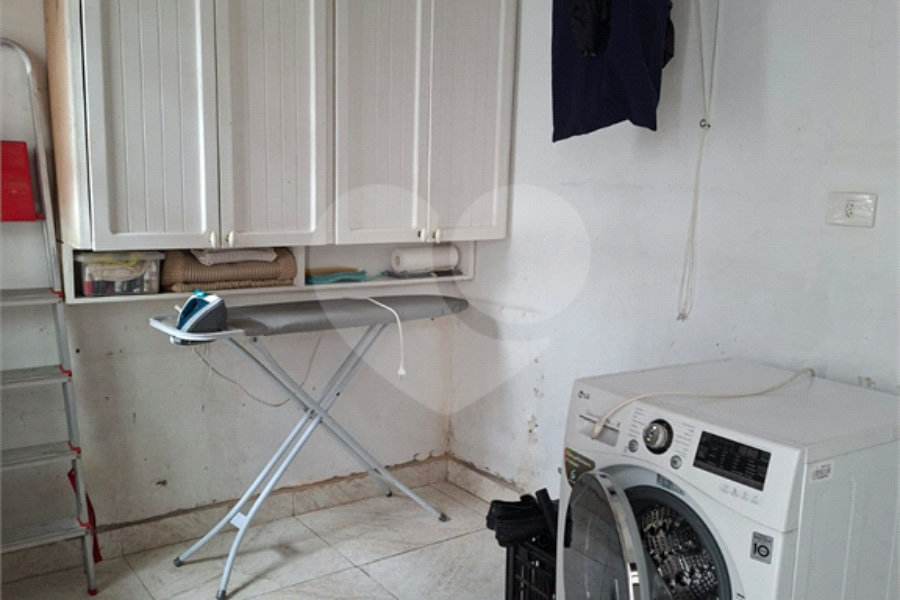 Sobrado à venda com 3 quartos, sendo 1 suíte,  em Tremembé, São Paulo, SP