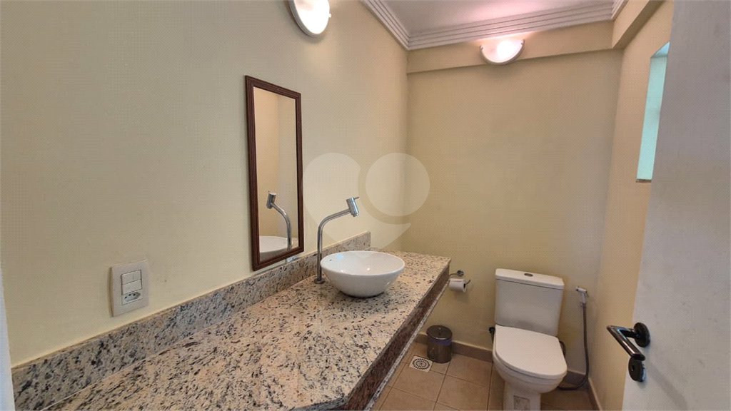 Casa à venda com 6 quartos, sendo 4 suítes, em Ferradura, Armação dos Búzios, RJ