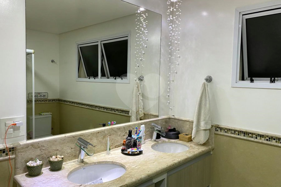Apartamento à venda com 3 suítes em Santana, São Paulo, SP