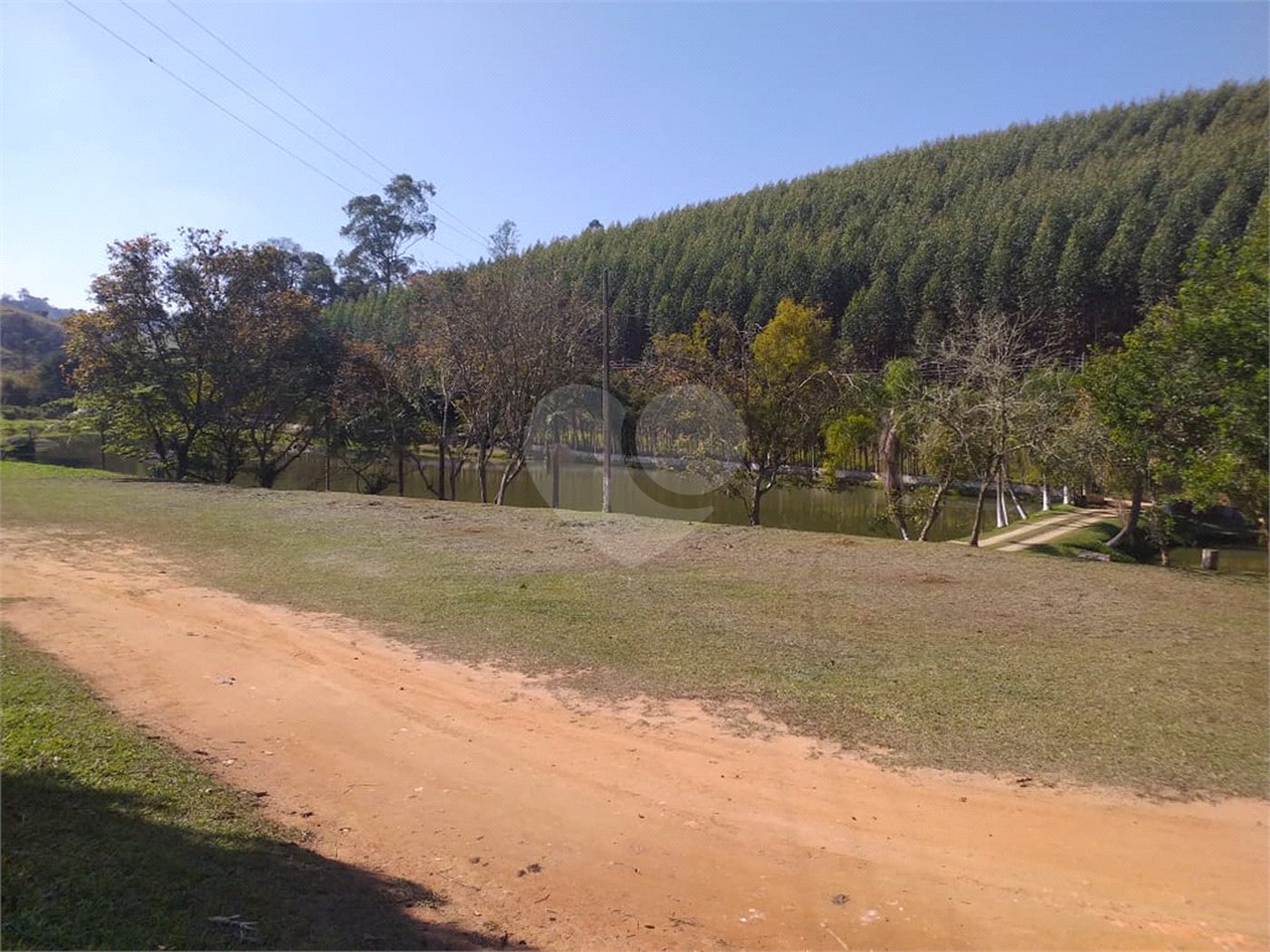 Sítio à venda com 4 quartos, sendo 1 suíte,  em Cruz das Almas, Biritiba-mirim, SP