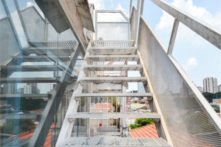 Sobrado à venda ou para alugar com 4 quartos em Vila Clementino, São Paulo, SP