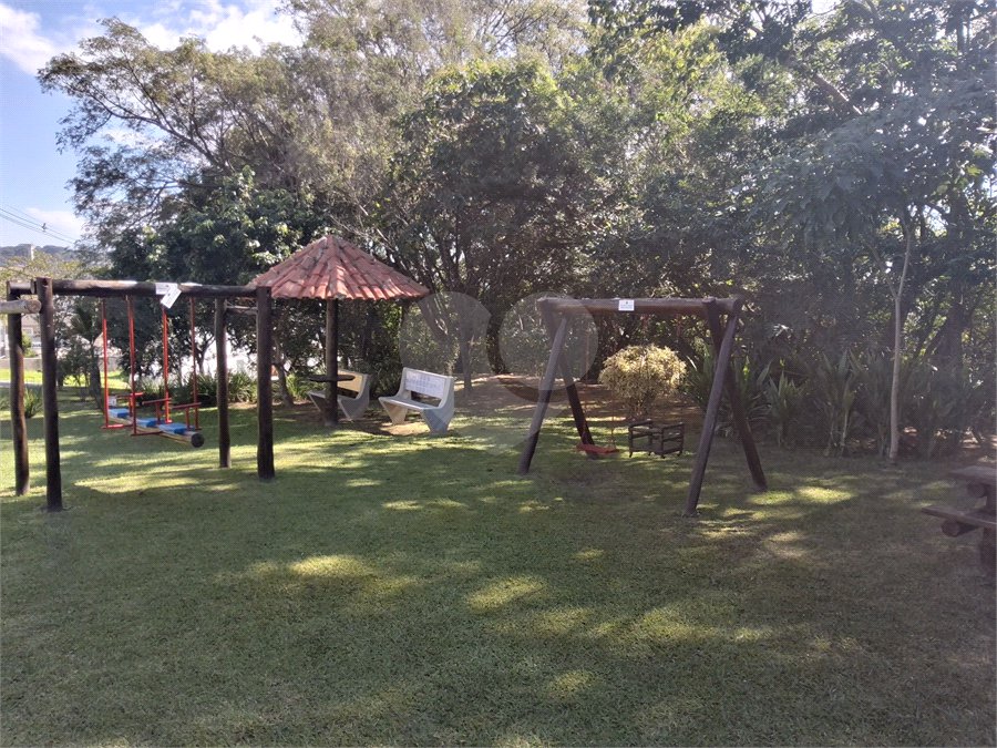 Terreno à venda em Parque das Quaresmeiras, Campinas, SP