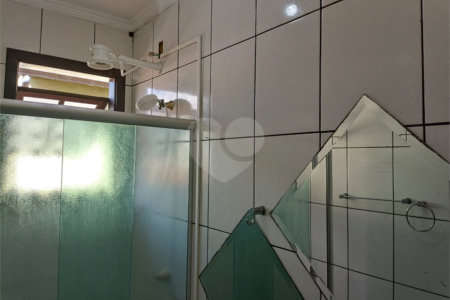 Casa à venda com 3 quartos, sendo 1 suíte, em Vila Dalva, São Paulo, SP