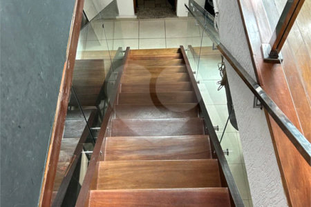 Casa à venda com 2 suítes no condomínio Residencial, Mogi das Cruzes - SP