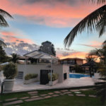 Casa em condomínio à venda com 2 quartos, sendo 1 suíte,  em Manguinhos, Armação dos Búzios, RJ