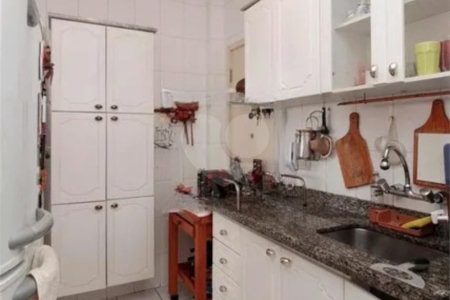 Apartamento à venda com 92m², 2 quartos e 1 vaga