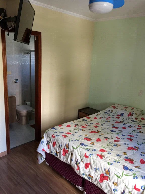 Sobrado à venda com 2 quartos, sendo 1 suíte,  em Lar São Paulo, São Paulo, SP