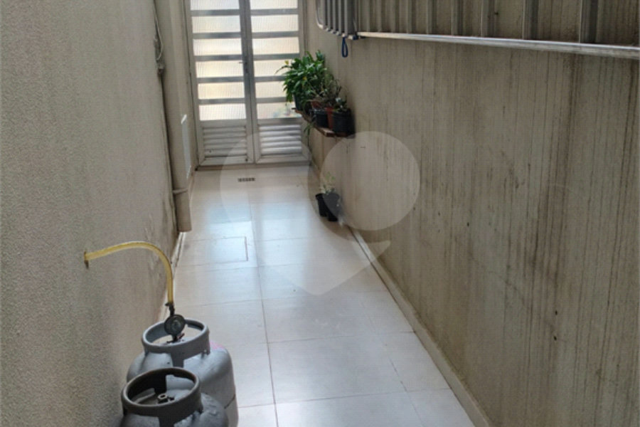 Sobrado à venda com 2 quartos em Vila Guedes, São Paulo, SP