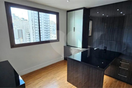 Apartamento à venda com 4 quartos, sendo 3 suítes, em Jardim Paulista, São Paulo, SP