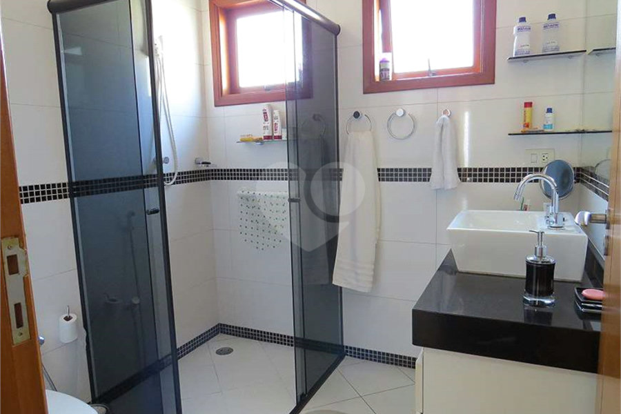 Sobrado à venda com 4 quartos, sendo 1 suíte, em Santana, São Paulo, SP