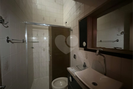 Sobrado à venda com 3 quartos em Lauzane Paulista, São Paulo, SP