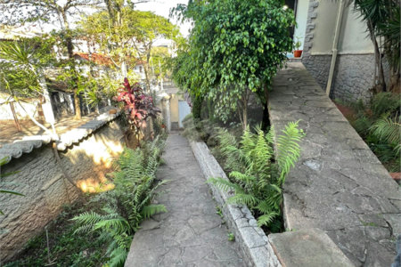 Casa à venda com 4 quartos, sendo 1 suíte,  em Jardim Colombo, São Paulo, SP
