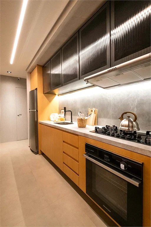 Apartamento à venda com 2 quartos, sendo 1 suíte,  em Pinheiros, São Paulo, SP