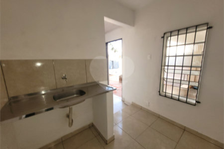 Casa à venda com 3 quartos em Parque da Lapa, São Paulo, SP