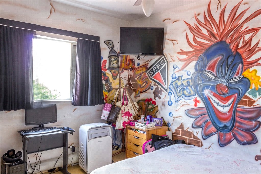 Casa à venda com 3 quartos, sendo 1 suíte,  em Parque Jabaquara, São Paulo, SP