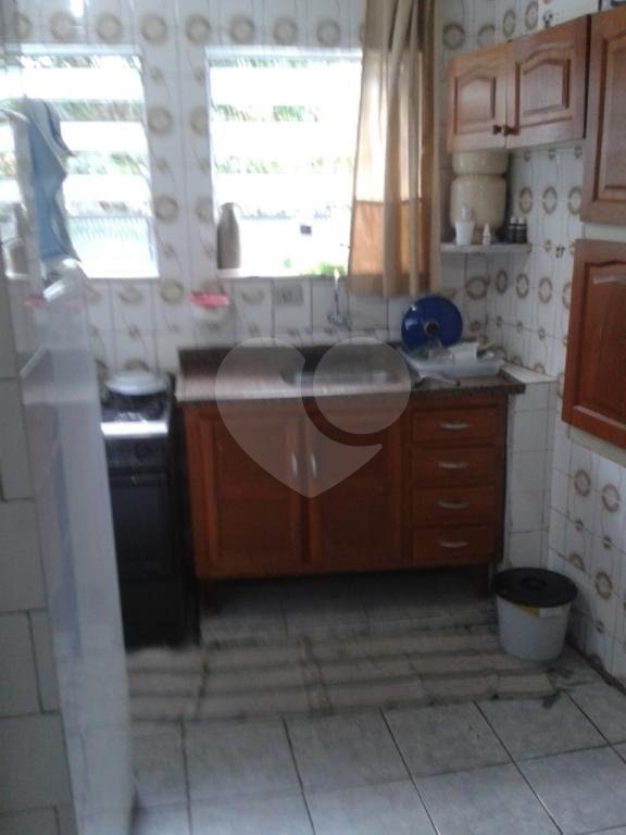 Sobrado à venda com 2 quartos em Tremembé, São Paulo, SP