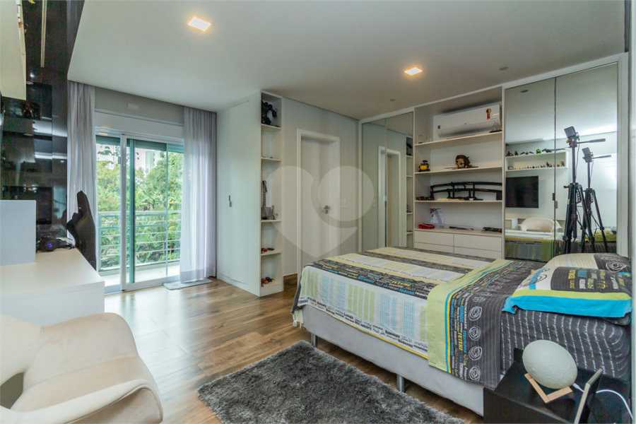 Casa à venda com 4 suítes no condomínio Reserva Nova Cantareira, São Paulo - SP