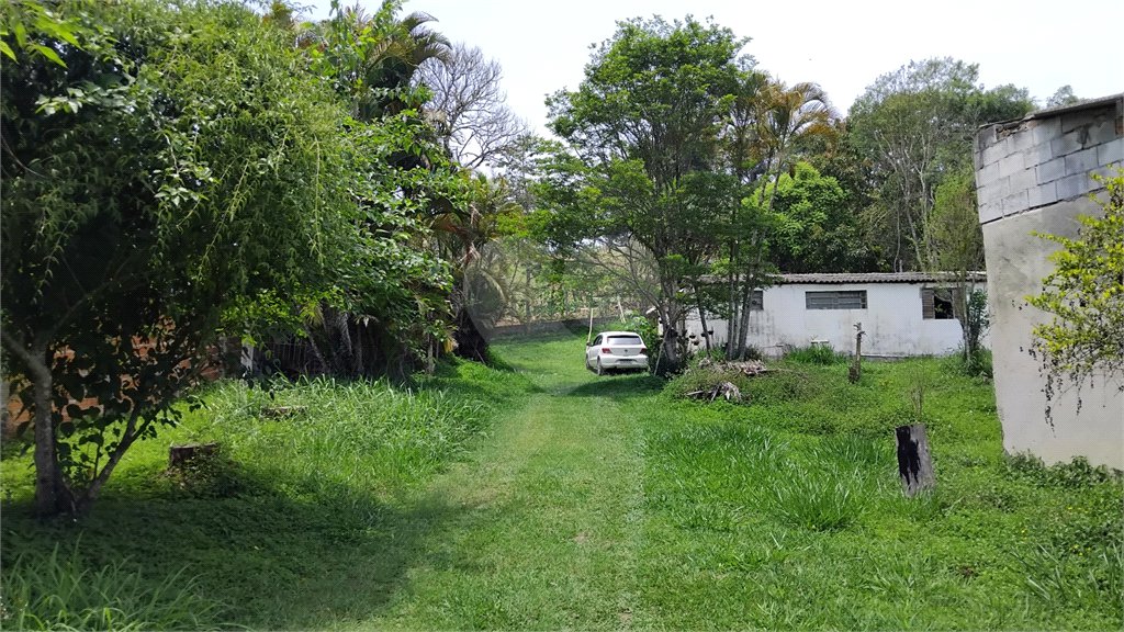 Chácara à venda com 2 quartos em Vila Caputera, Mogi das Cruzes, SP