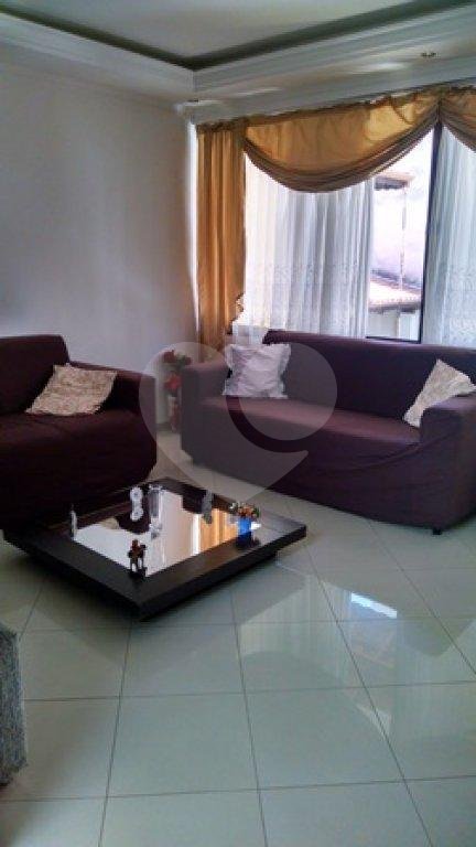 Casa Térrea à venda com 5 quartos, sendo 2 suítes, em Jardim Vila Galvão, Guarulhos, SP