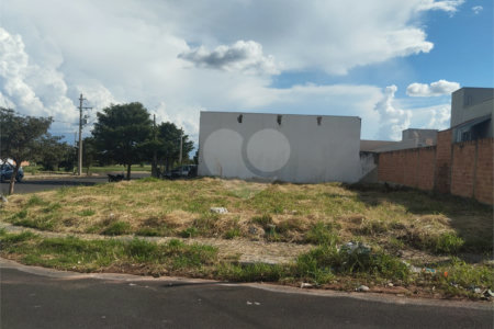 Terreno à venda em Residencial Vista do Horto, Araraquara, SP
