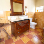 Casa à venda com 3 quartos, sendo 1 suíte,  em Jardim Bandeirantes, São Roque, SP