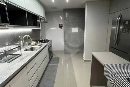 Apartamento à venda com 3 suítes em Vila Andrade, São Paulo, SP