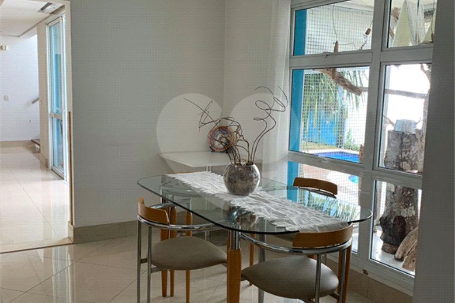 Casa à venda com 4 suítes em Santana, São Paulo, SP