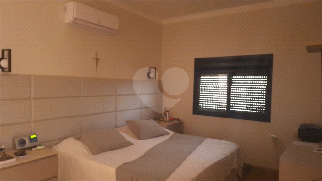 Casa à venda com 3 suítes no condomínio Fazenda Jequitibá, Sorocaba - SP