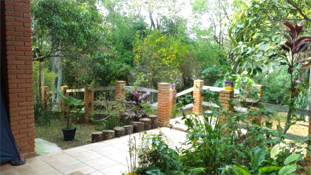 Casa à venda com 3 quartos, sendo 1 suíte,  em Jundiaizinho (terra Preta), Mairiporã, SP