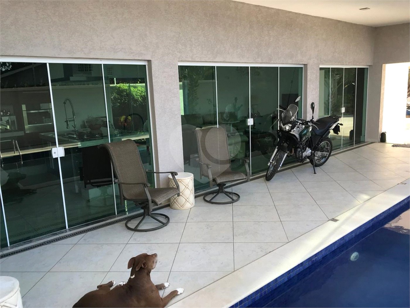 Casa à venda com 5 quartos, sendo 3 suítes, em Loteamento Jardim Morumbi, Atibaia, SP
