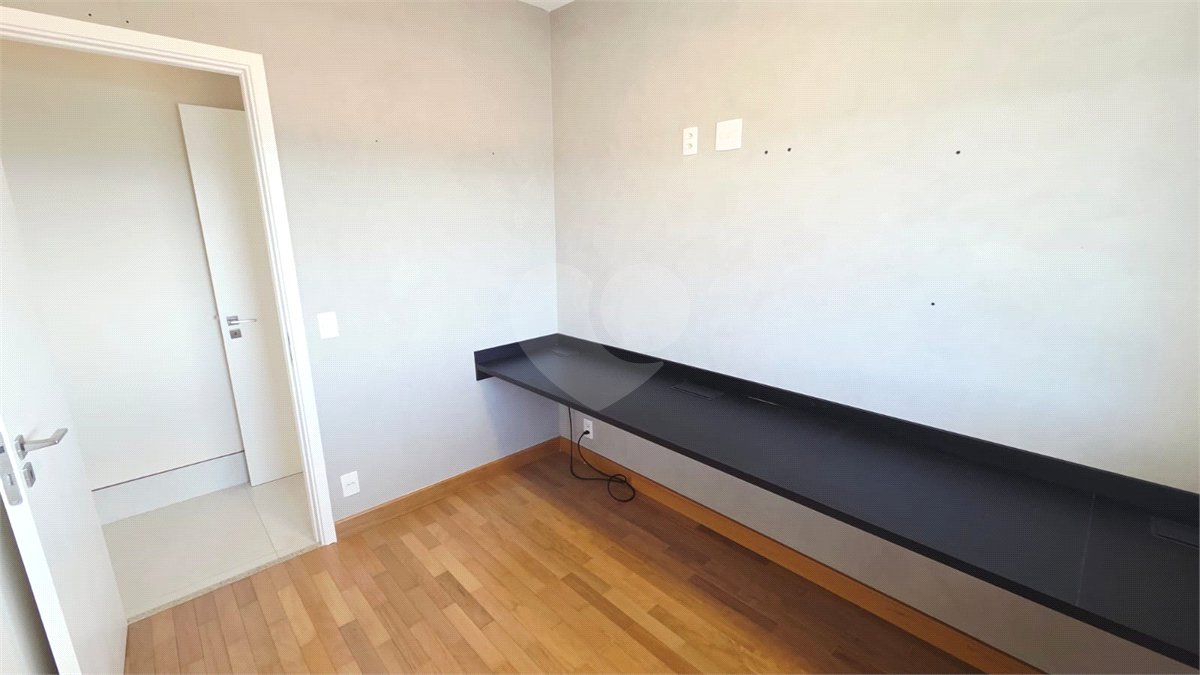 Apartamento à venda com 3 suítes em Vila Gertrudes, São Paulo, SP