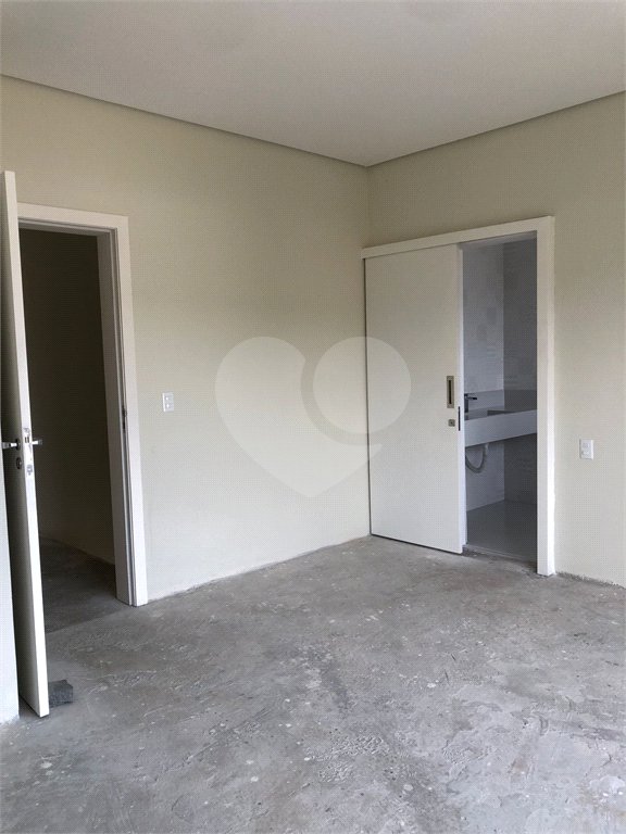 Casa à venda no condomínio Aruã, Mogi das Cruzes - SP
