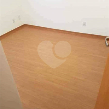 Apartamento no Condomínio Monte Stella