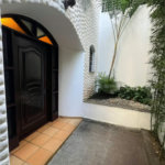 Casa à venda com 5 quartos, sendo 4 suítes, em Parque Maria Helena, São Paulo, SP