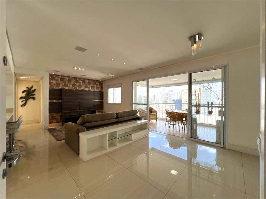 Apartamento à venda com 3 quartos, sendo 1 suíte, em Vila Andrade, São Paulo, SP