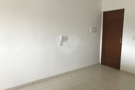 Apartamento à venda com 1 quarto em Aparecidinha, Sorocaba, SP