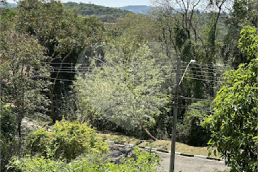 Casa à venda com 3 quartos, sendo 2 suítes, no condomínio Loteamento Haras El Passo, Mairiporã - SP