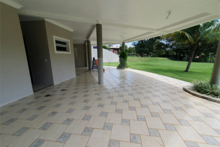 Casa à venda com 5 suítes no condomínio Vila Hípica I, Vinhedo - SP