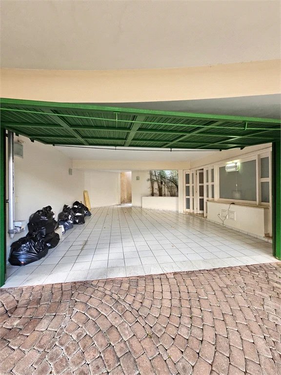 Casa à venda com 3 quartos, sendo 2 suítes, no condomínio La Vilette, São Paulo - SP