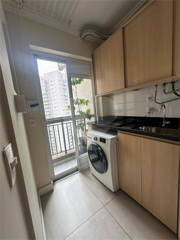 Apartamento à venda com 3 quartos, sendo 1 suíte, em Vila Andrade, São Paulo, SP