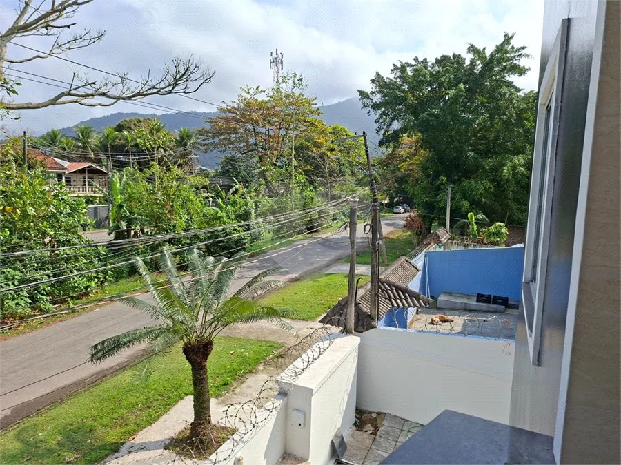 Casa à venda com 3 quartos, sendo 1 suíte, em Vargem Pequena, Rio de Janeiro, RJ