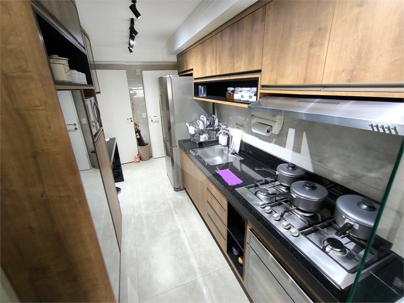 Apartamento à venda com 3 quartos, sendo 1 suíte, em Jardim Vazani, São Paulo, SP