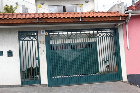 Casa à venda com 4 quartos, sendo 3 suítes, em Chácara Santo Antônio (zona Leste), São Paulo, SP